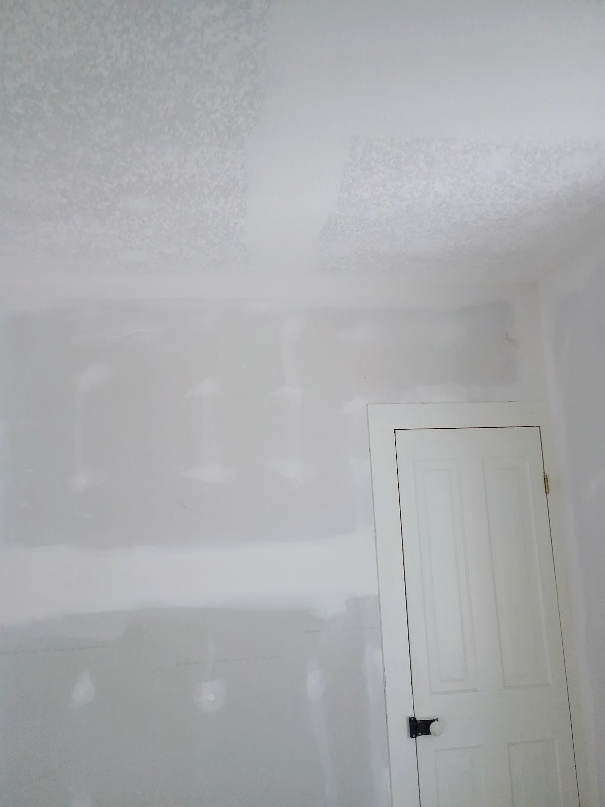 Smooth Level 5 drywall finishing